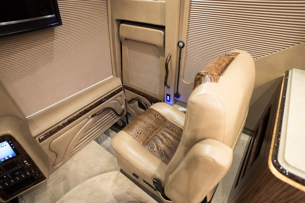 2018 Prevost Marathon H3-45 For Sale