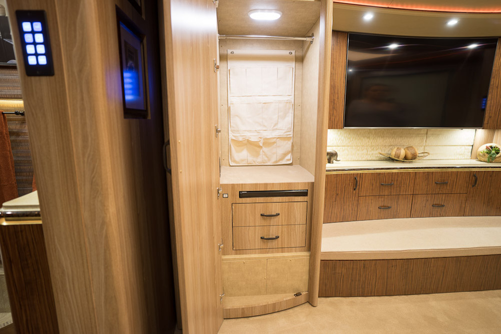 2018 Prevost Marathon H3-45 For Sale