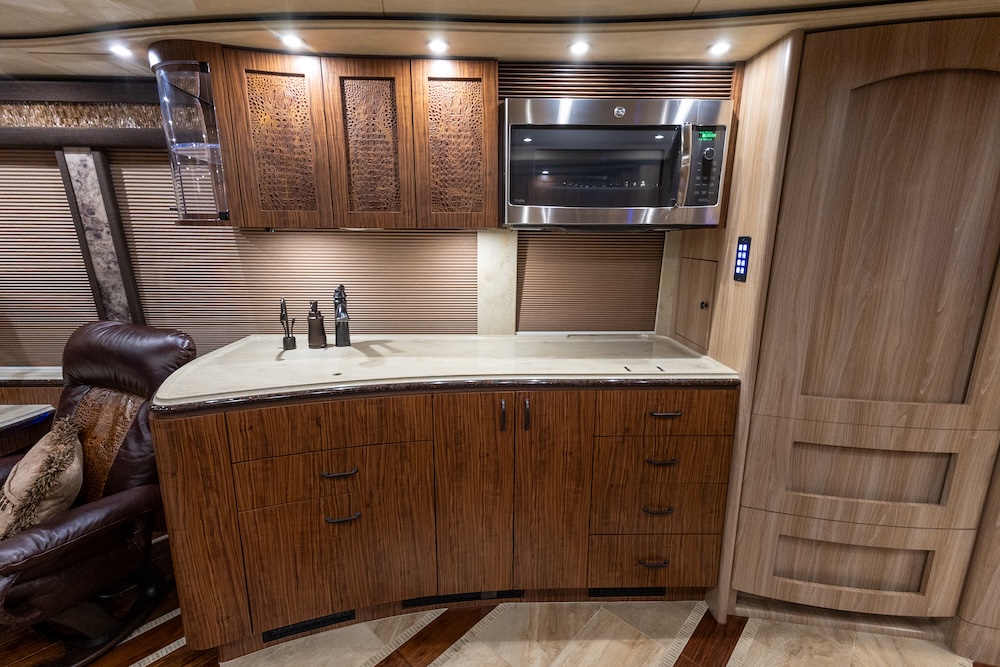 2018 Prevost Marathon H3-45 For Sale