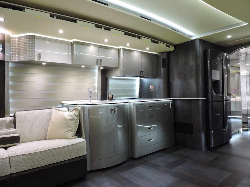 2018 Prevost Parliament H3-45 For Sale