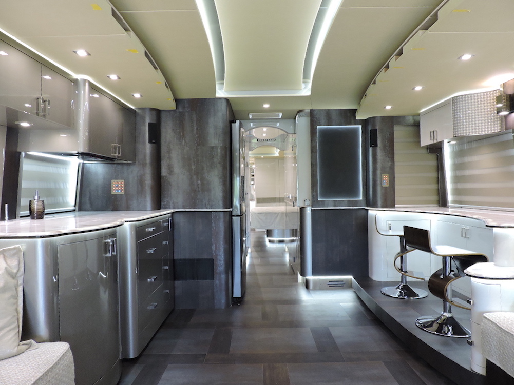 2018 Prevost Parliament H3-45 For Sale