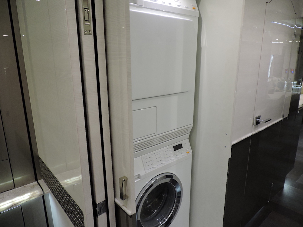 2018 Prevost Parliament H3-45 For Sale