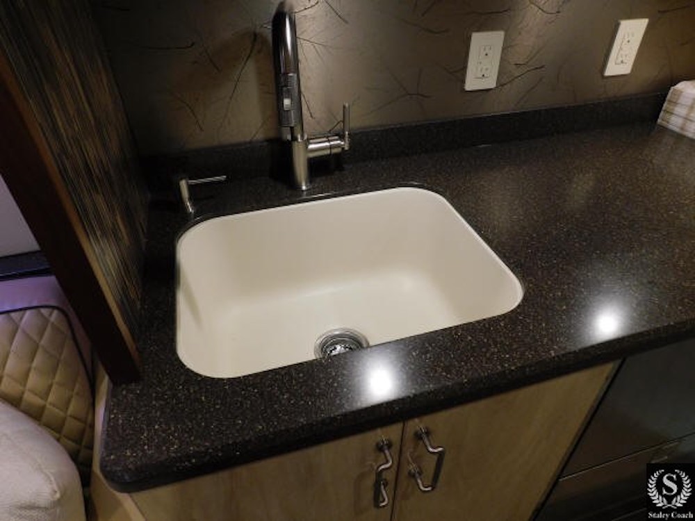 2019 Prevost Custom H3-45 For Sale