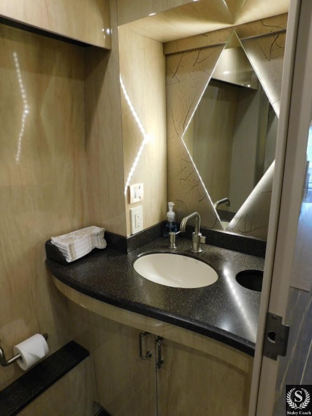 2019 Prevost Custom H3-45 For Sale