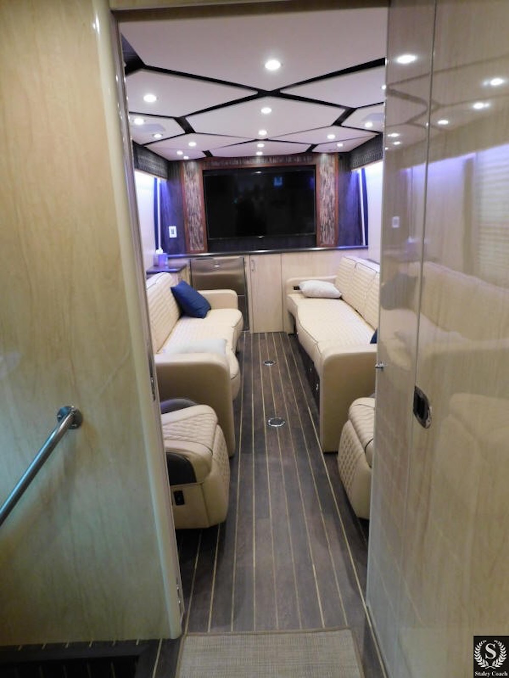 2019 Prevost Custom H3-45 For Sale