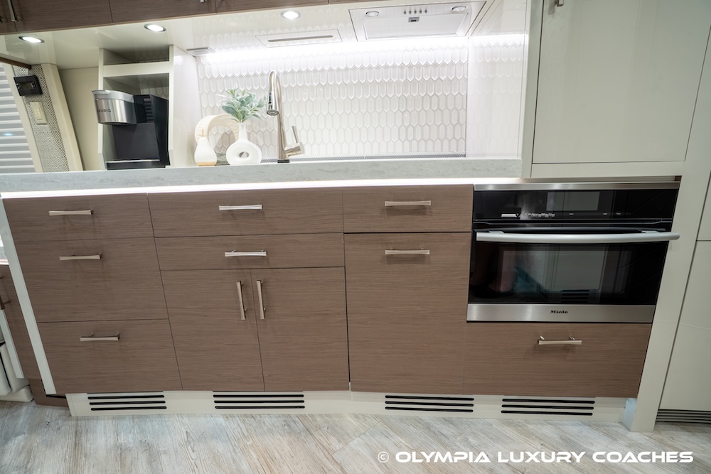 2019 Prevost Olympia H3-45 For Sale