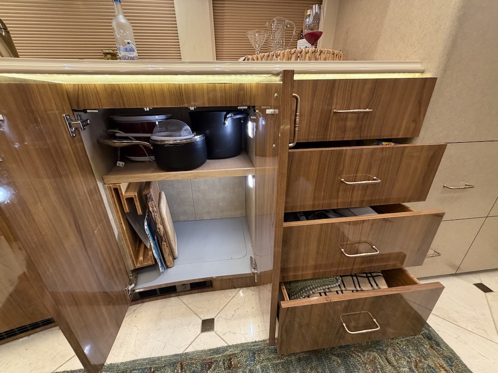 2019 Prevost Marathon H3-45 For Sale
