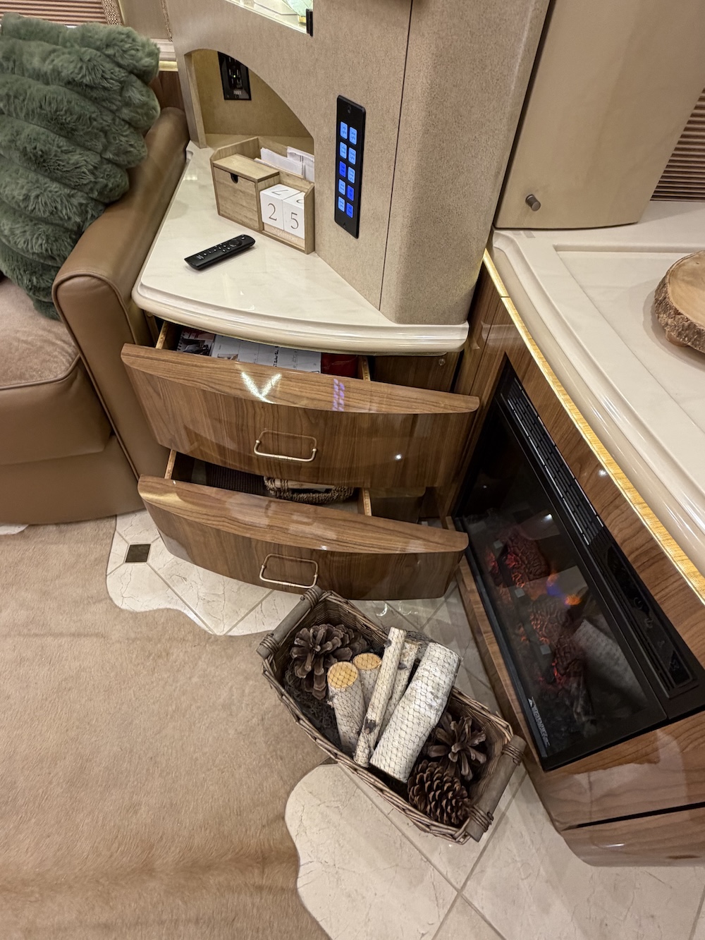 2019 Prevost Marathon H3-45 For Sale