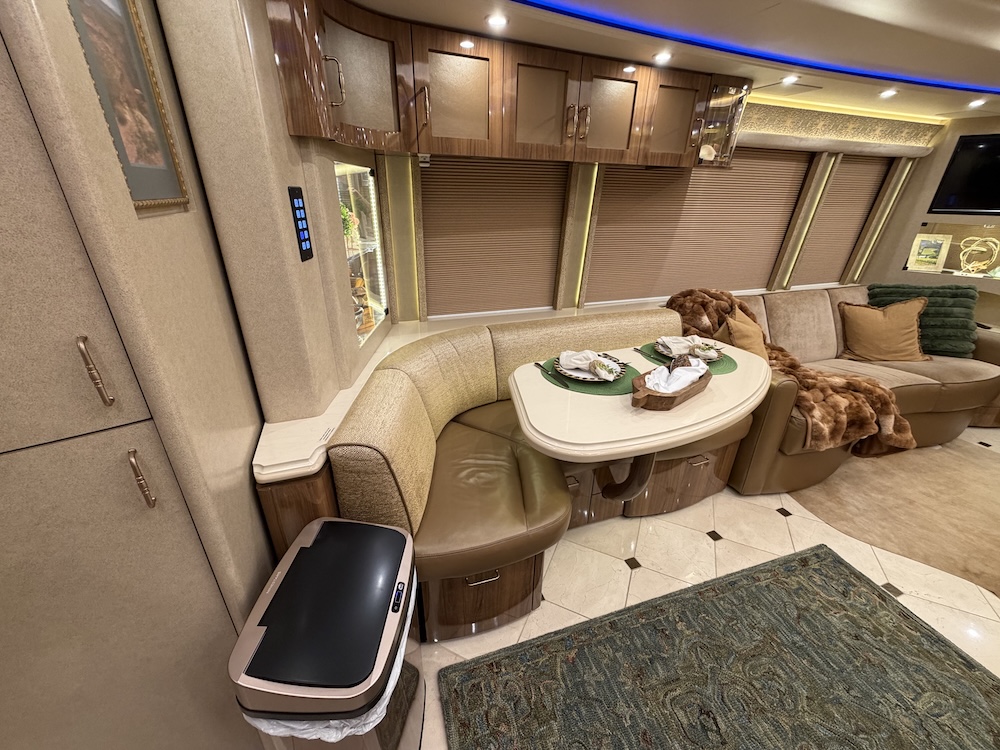 2019 Prevost Marathon H3-45 For Sale