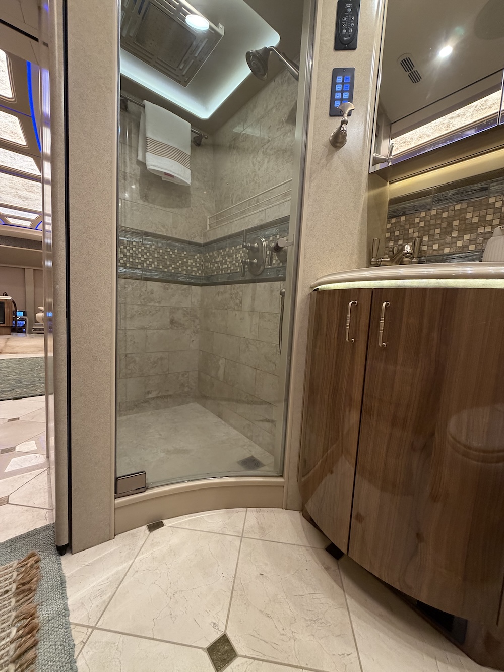 2019 Prevost Marathon H3-45 For Sale