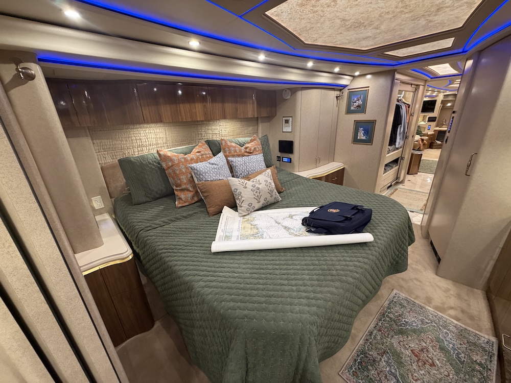 2019 Prevost Marathon H3-45 For Sale