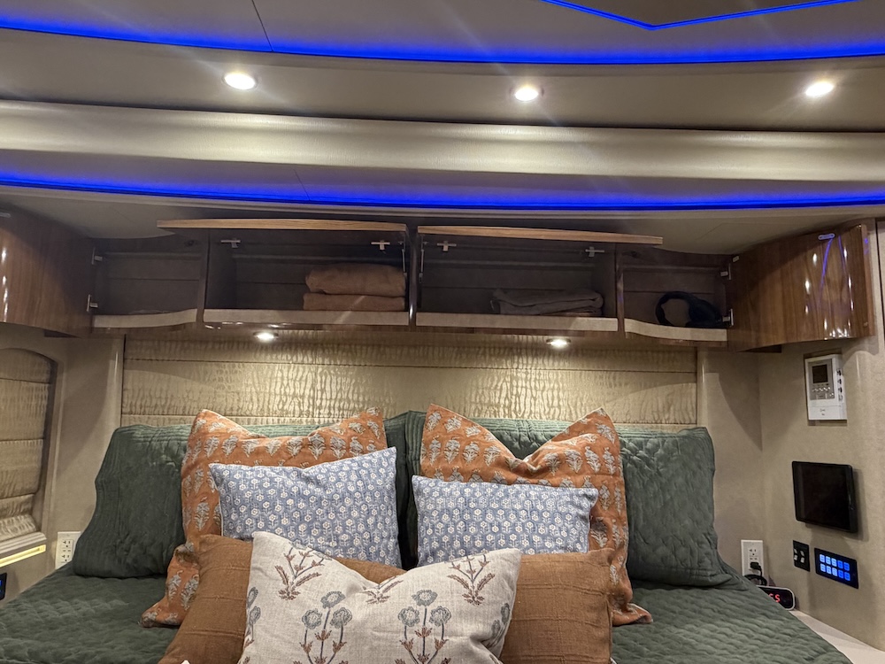2019 Prevost Marathon H3-45 For Sale