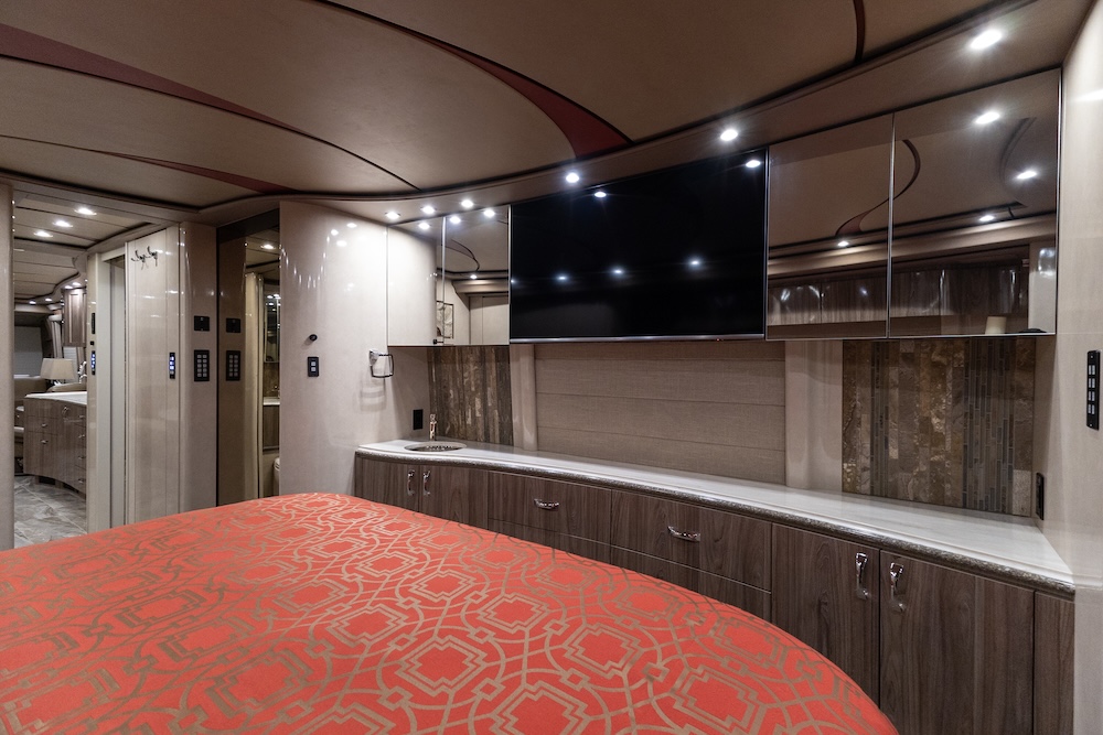 2019 Prevost Marathon X3 For Sale