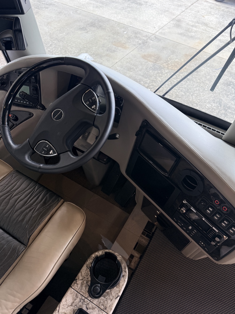 2019 Prevost Millennium H3-45 For Sale