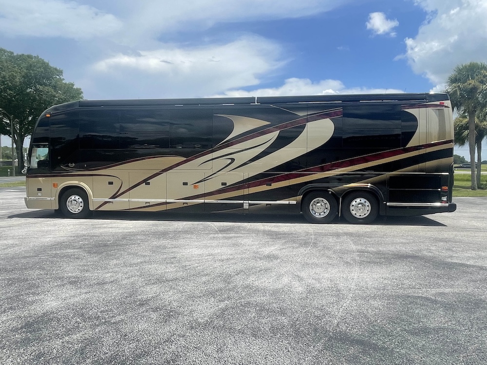 2012 Prevost Marathon  H3-45 For Sale