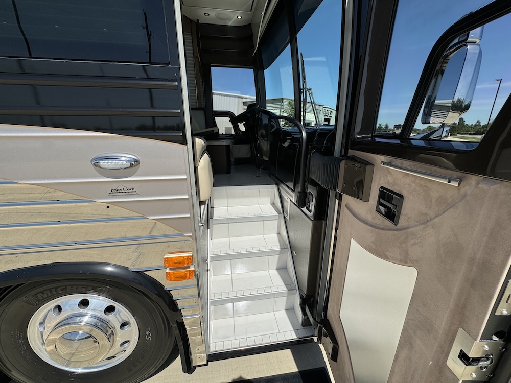 2020 Prevost Marathon Bruce XLII For Sale