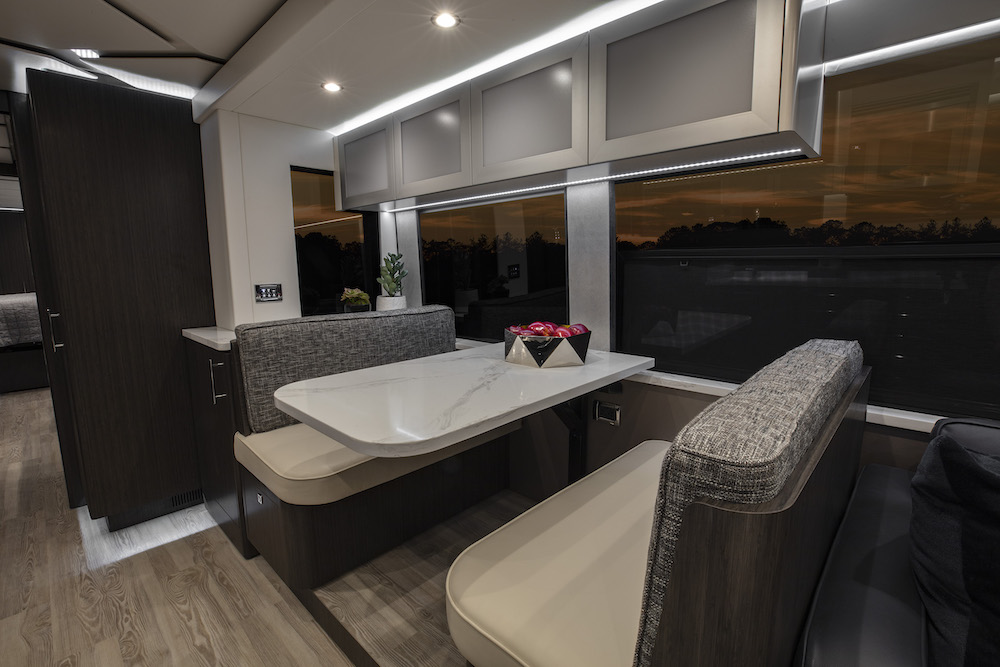 2020 Prevost Featherlite H3-45 For Sale