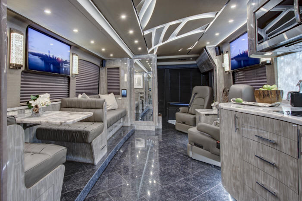 2020 Prevost LFlorida Coach X3 For Sale