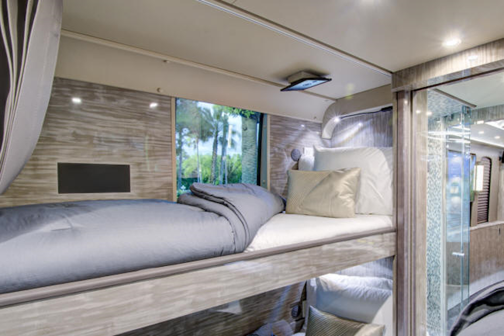 2020 Prevost LFlorida Coach X3 For Sale