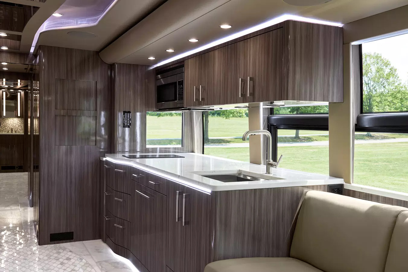 2020 Prevost  H3-45 For Sale