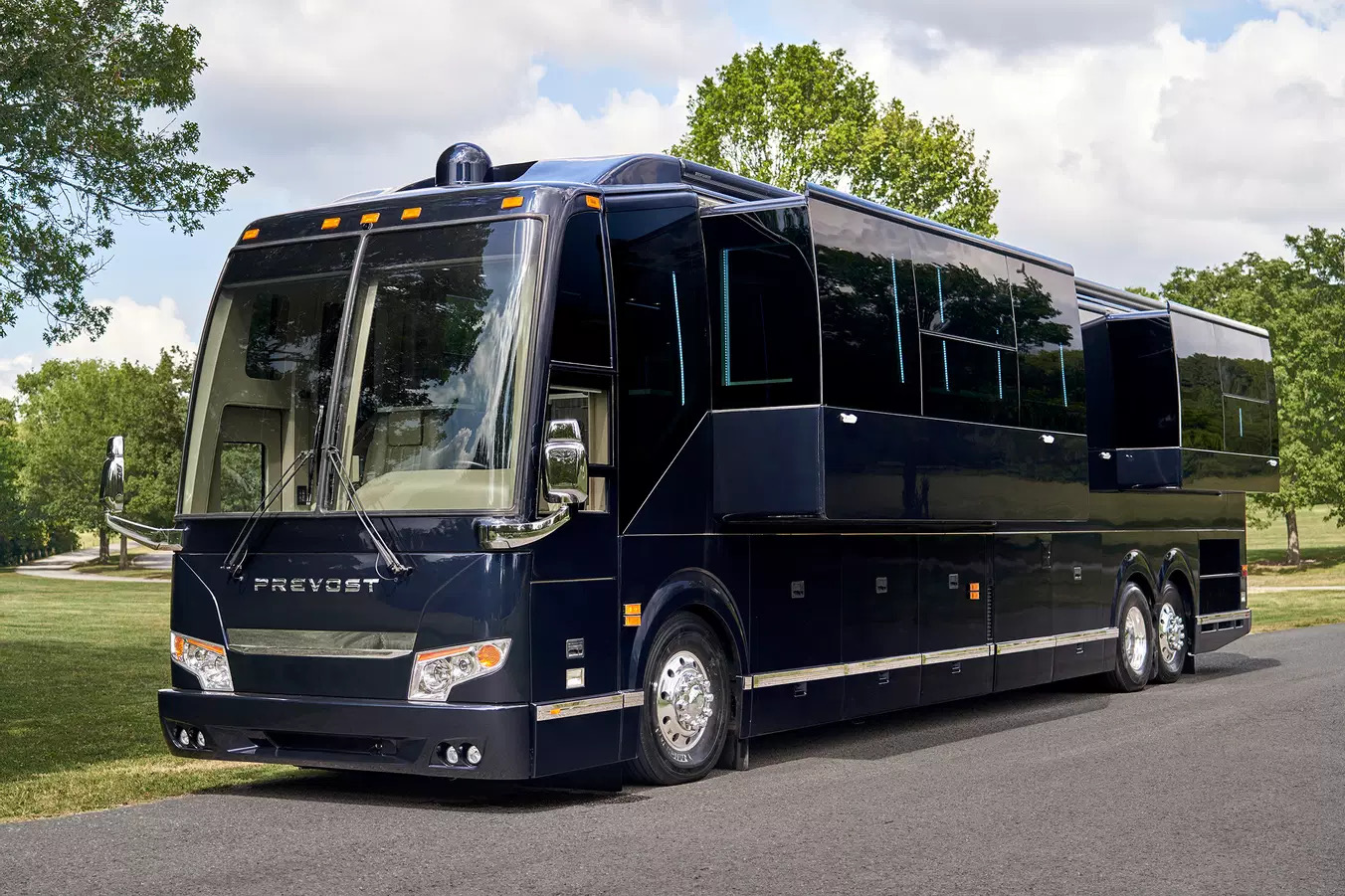 2020 Prevost  H3-45 For Sale