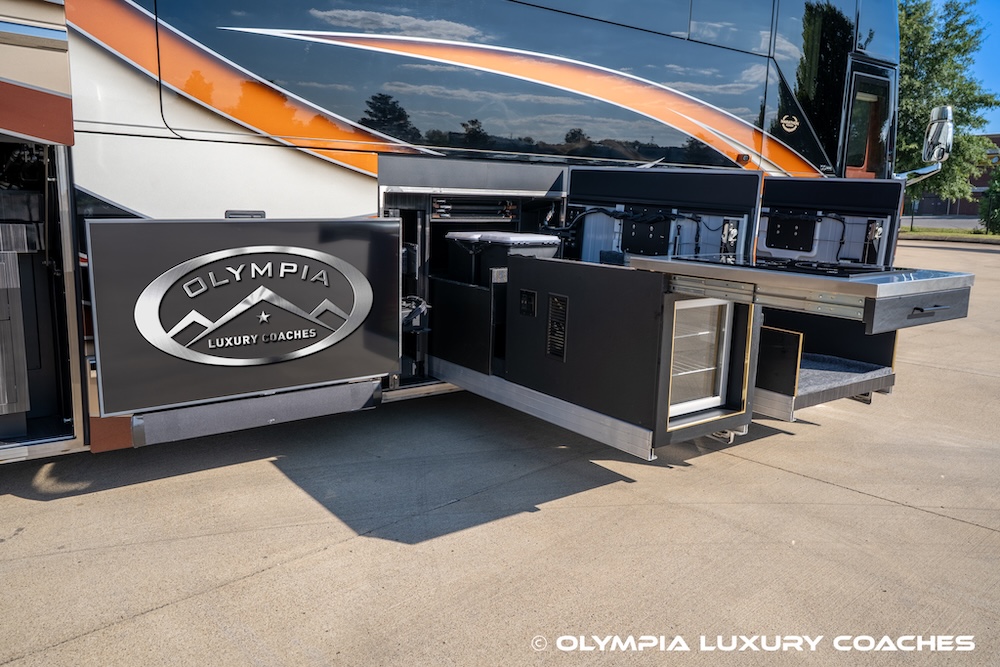 2020 Prevost Marathon H3-45 For Sale