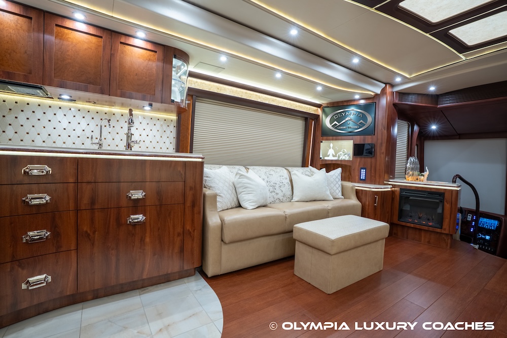 2020 Prevost Marathon H3-45 For Sale