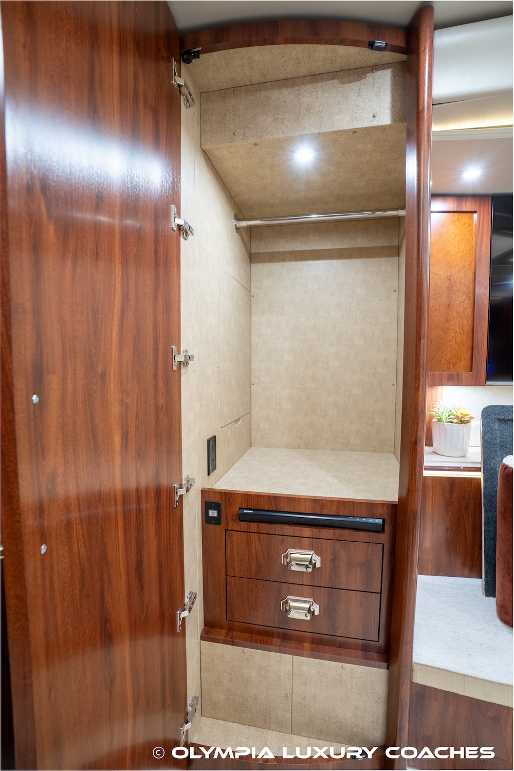 2020 Prevost Marathon H3-45 For Sale