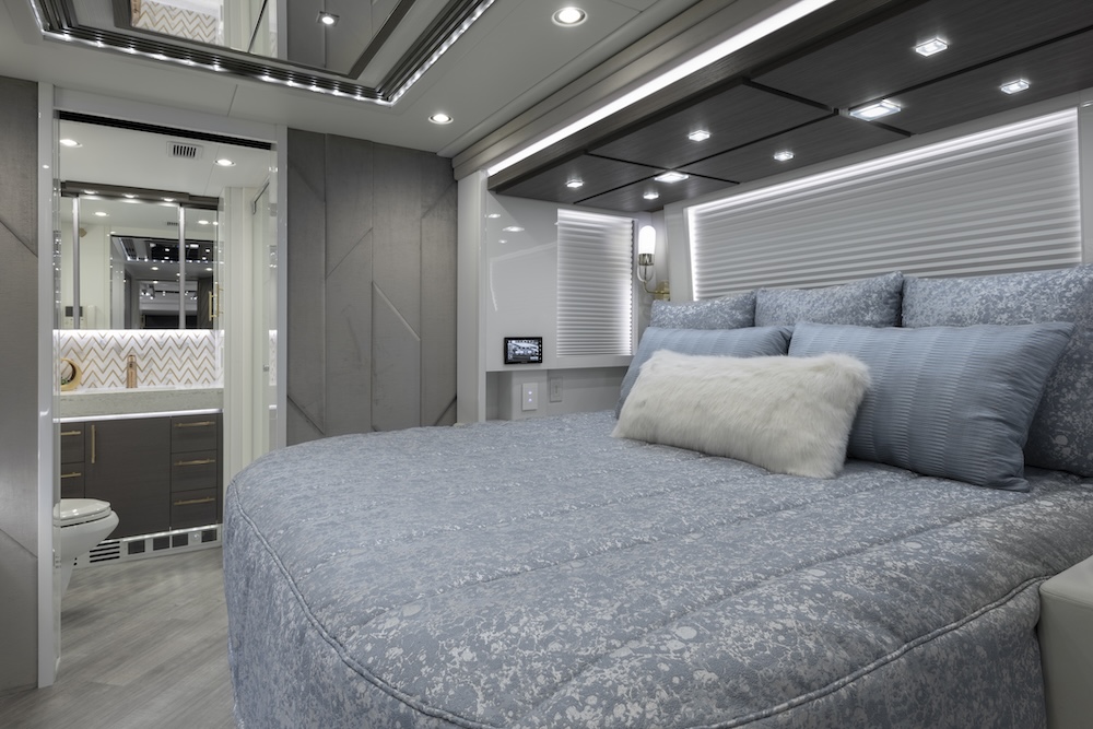 2021 Prevost Liberty H3-45 For Sale