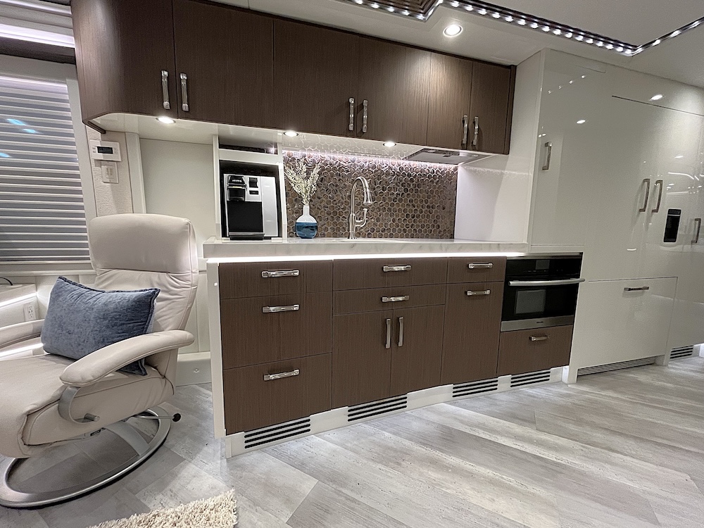 2021 Prevost Liberty H3-45 For Sale