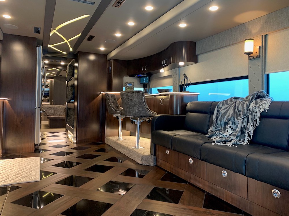 2021 Prevost Luxury Line H3-45 For Sale