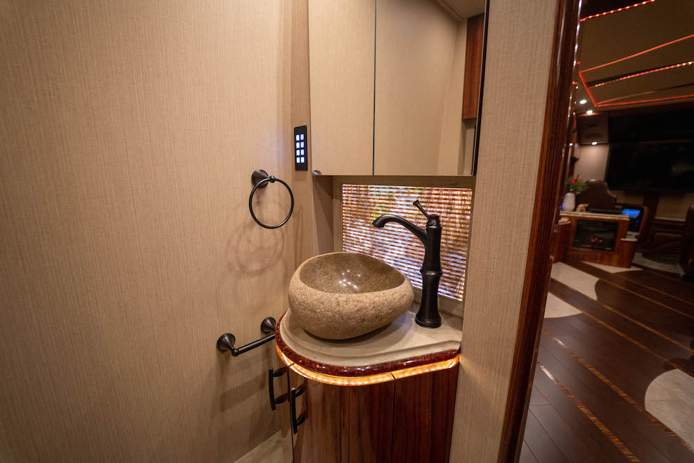 2021 Prevost Marathon X3 For Sale