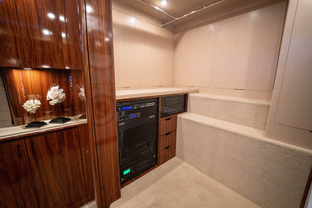 2021 Prevost Marathon X3 For Sale