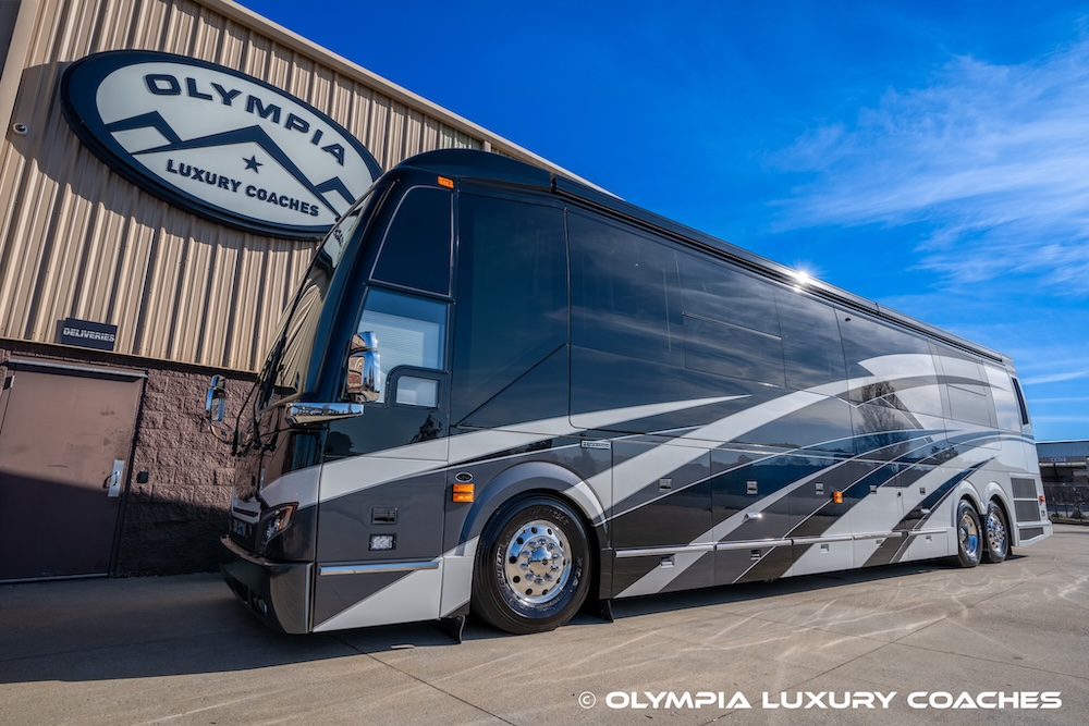 2022 Prevost Emerald  H3-45 For Sale