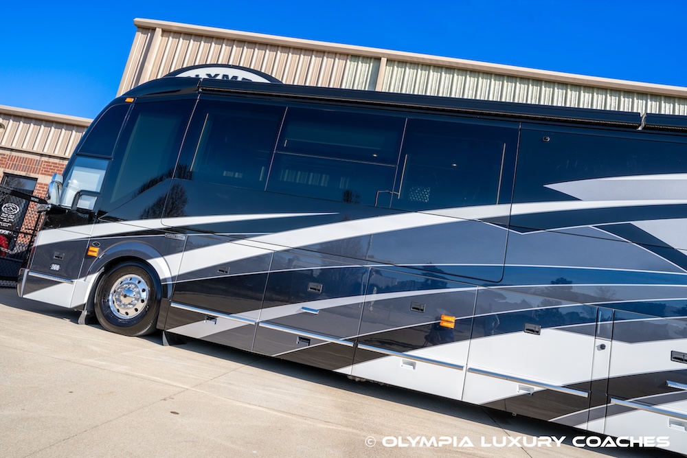 2022 Prevost Emerald  H3-45 For Sale