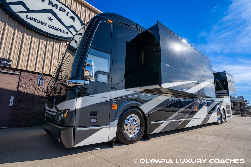 2022 Prevost Emerald  H3-45 For Sale