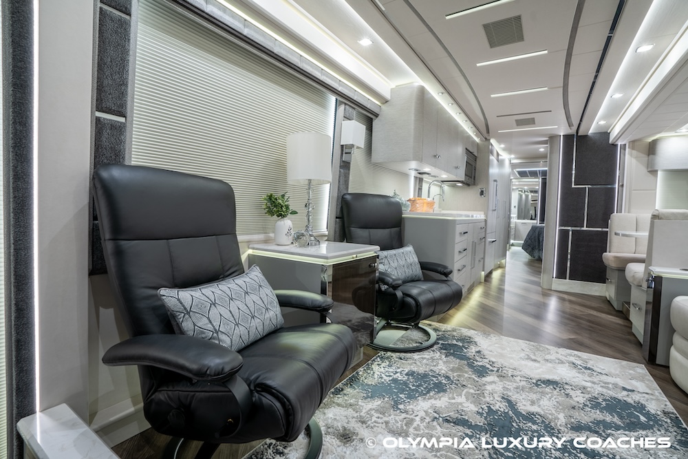2022 Prevost Emerald  H3-45 For Sale