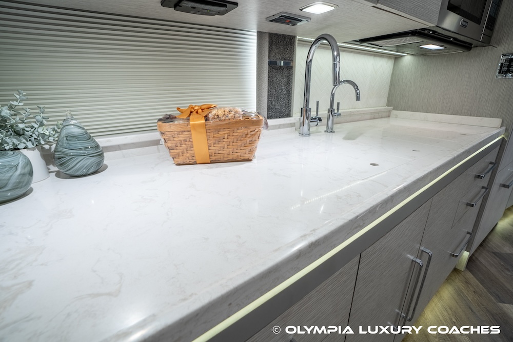 2022 Prevost Emerald  H3-45 For Sale