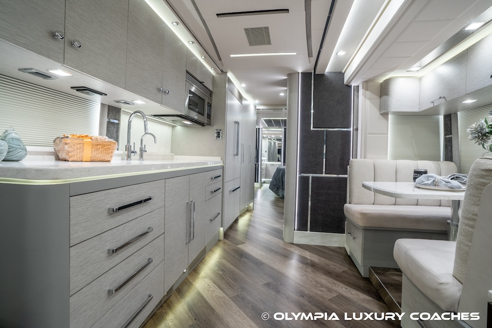 2022 Prevost Emerald  H3-45 For Sale