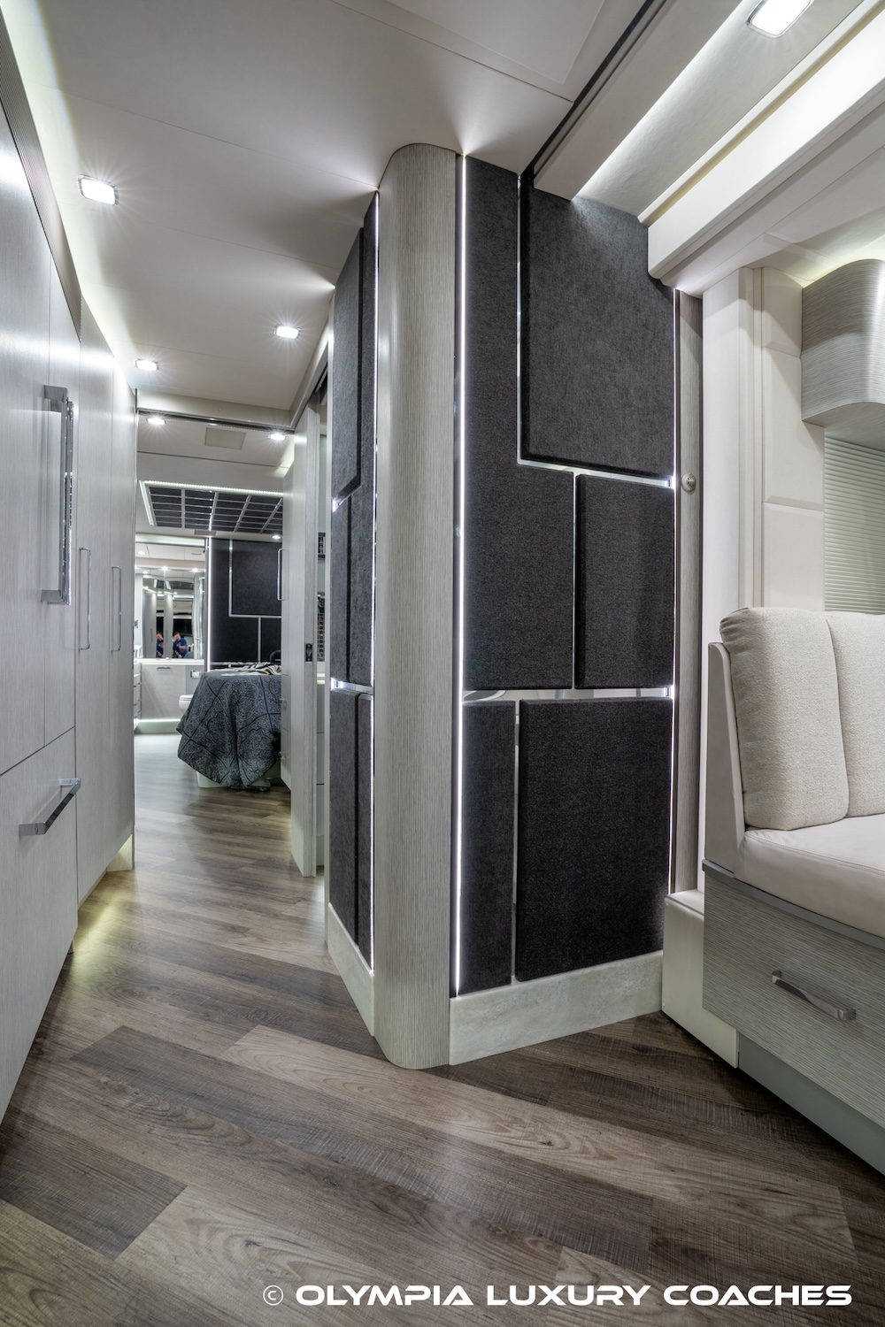 2022 Prevost Emerald  H3-45 For Sale