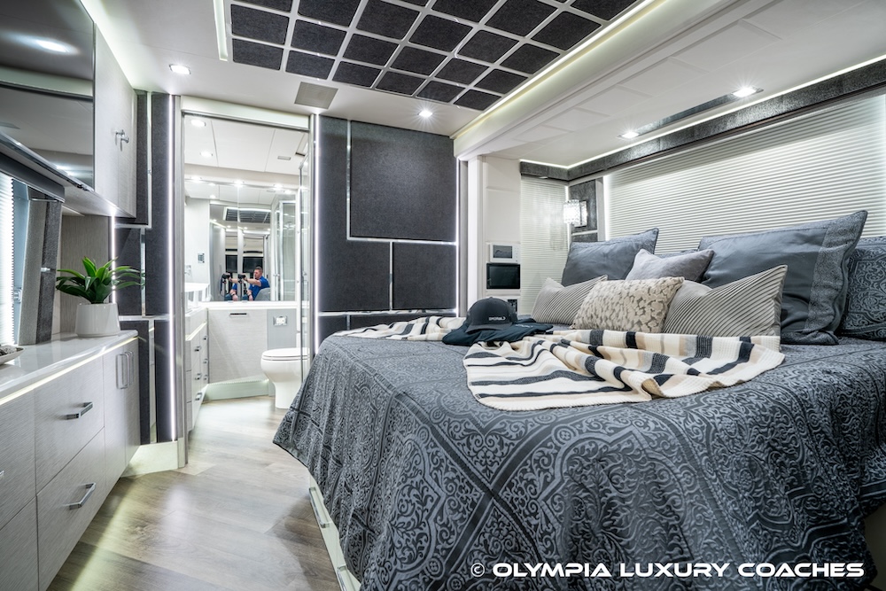 2022 Prevost Emerald  H3-45 For Sale