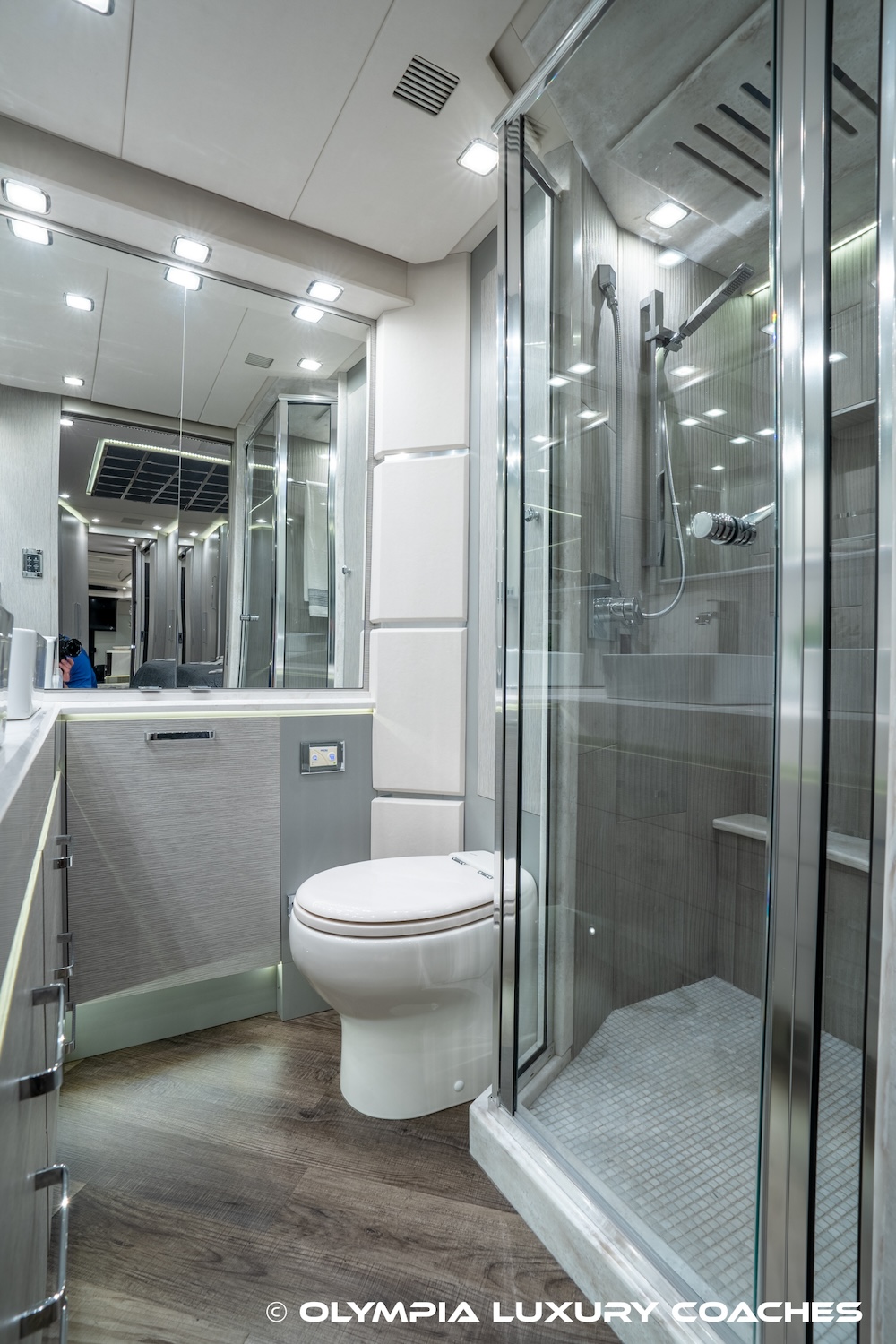2022 Prevost Emerald  H3-45 For Sale