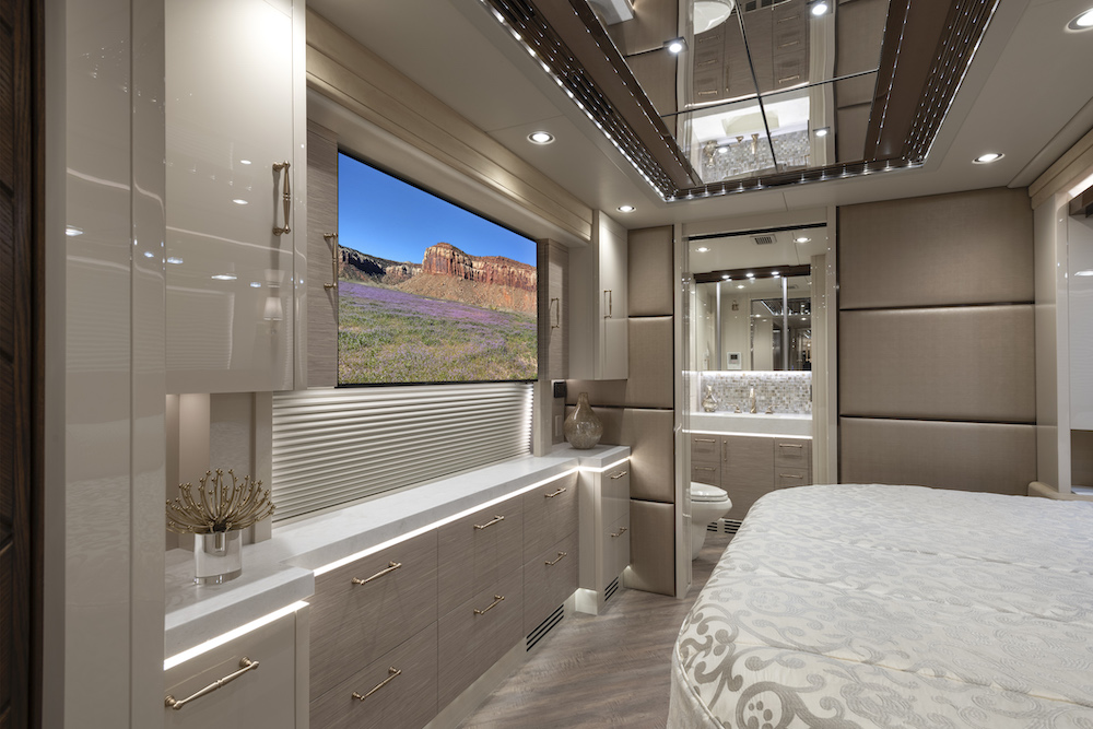 2022 Prevost Liberty H3-45 For Sale