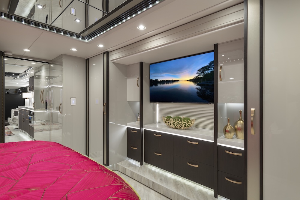 2022 Prevost Liberty H3-45 For Sale