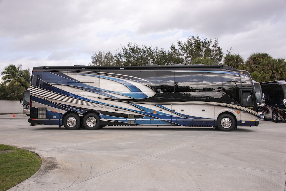 2022 Prevost Liberty  H3-45 For Sale