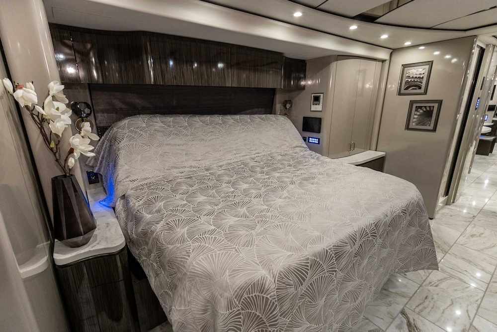 2022 Prevost Marathon H3-45 For Sale