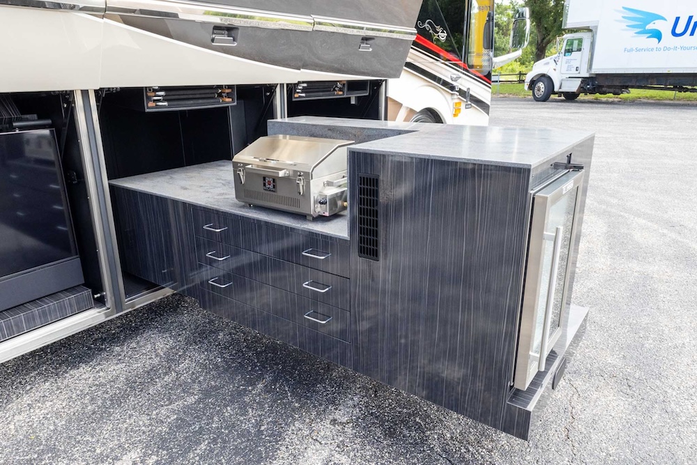 2022 Prevost Marathon H3-45 For Sale