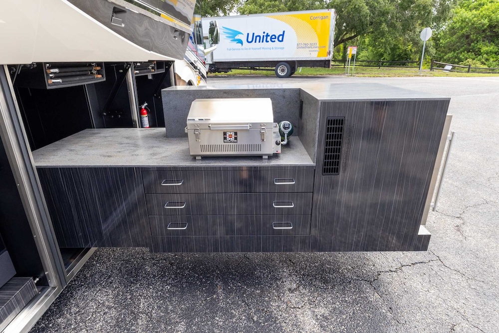 2022 Prevost Marathon H3-45 For Sale