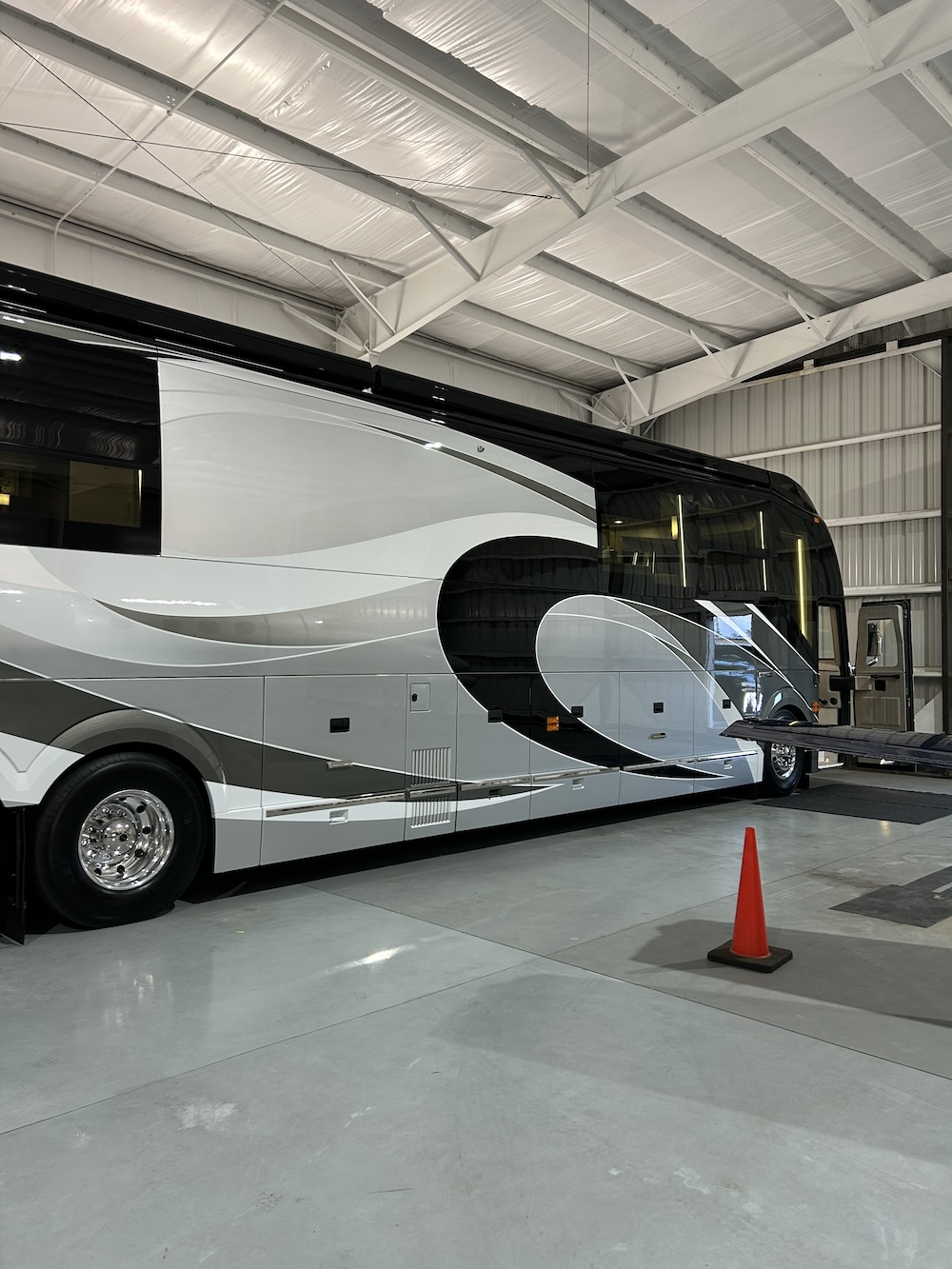 2023 Prevost Emerald H3-45 For Sale