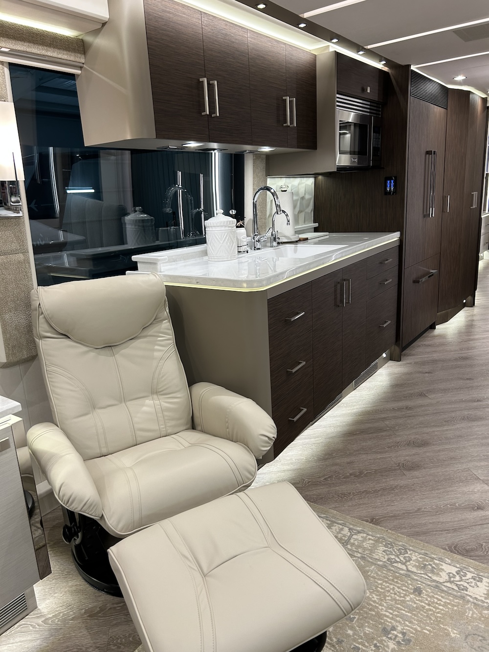 2023 Prevost Emerald H3-45 For Sale
